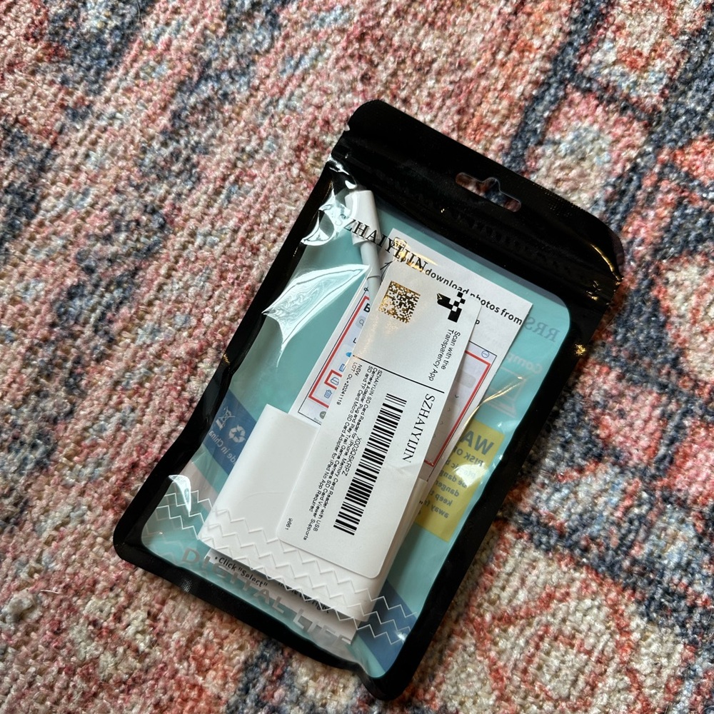 SD Card Reader for iPhone
